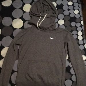 NIKE SWEATER